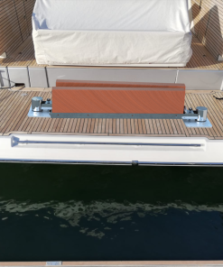 Alternative view of Swing-Away Dinghy Stowage