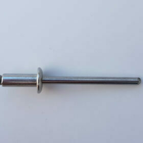 Wir empfehlen zur Befestigung der Maststufen unsere Popnieten aus Monel