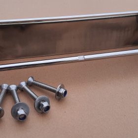 Die einzelne Heckhalterung für die Gangway Classic 80471_80461 fertig zum montieren mit Schrauben