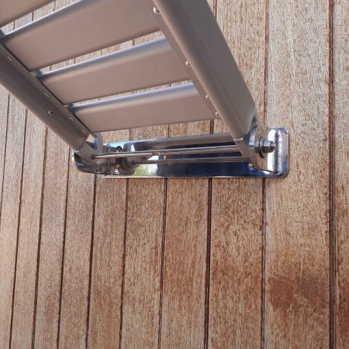Our stainless steel stern bracket provides a stable and secure gangway to safely board.