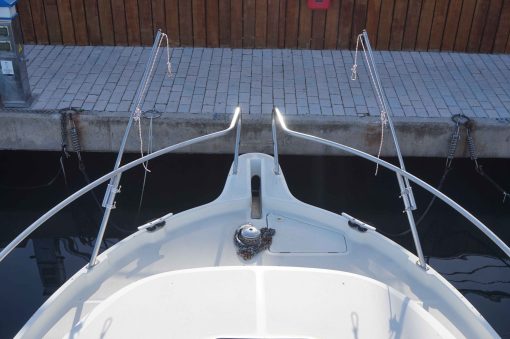 Mit unserem flexiblen Sonnensegel System bieten wir eine Lösung für alle gängigen Sport- und Segelboote an.